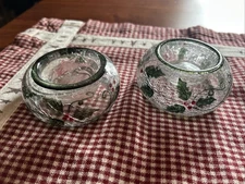 2 YANKEE CANDLE (HOLLY BERRY) CRACKLE GLASS VOTIVE TEA LIGHT CANDLE HOLDERS