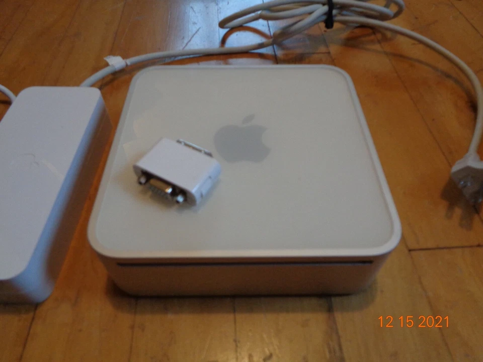Apple Mac mini MB391JLYL2 - Image 3 of 3