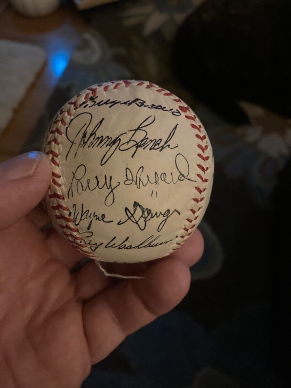 1970 Cincinnati Reds reproduction team baseball / Sparky, Rose, Bench, Perez