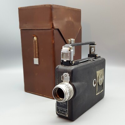Magazine Cine-Kodak 16mm Movie Camera w/Lens, Meter, Hard Case  [Parts/Repair]