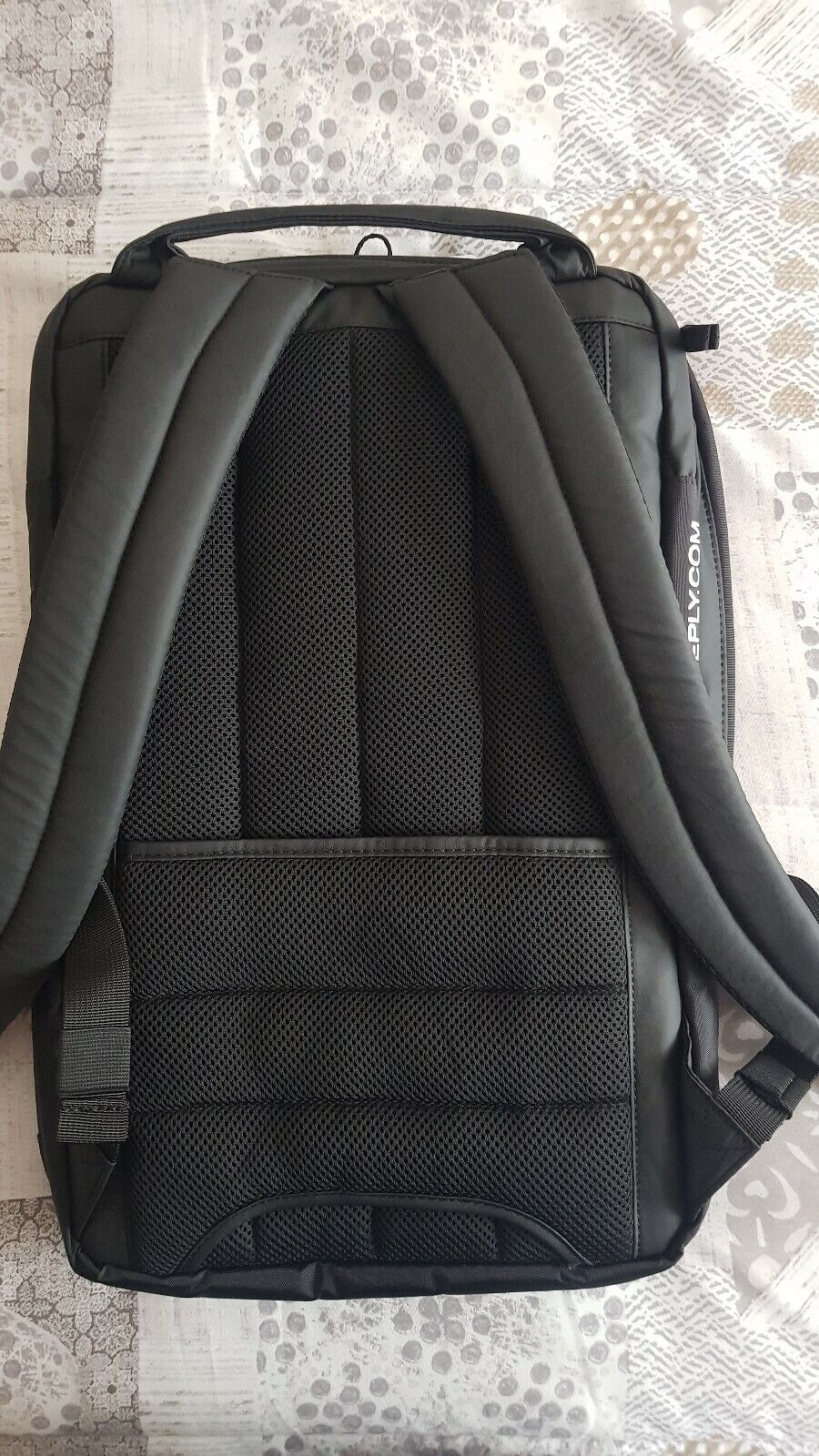 Foto 3 di 8