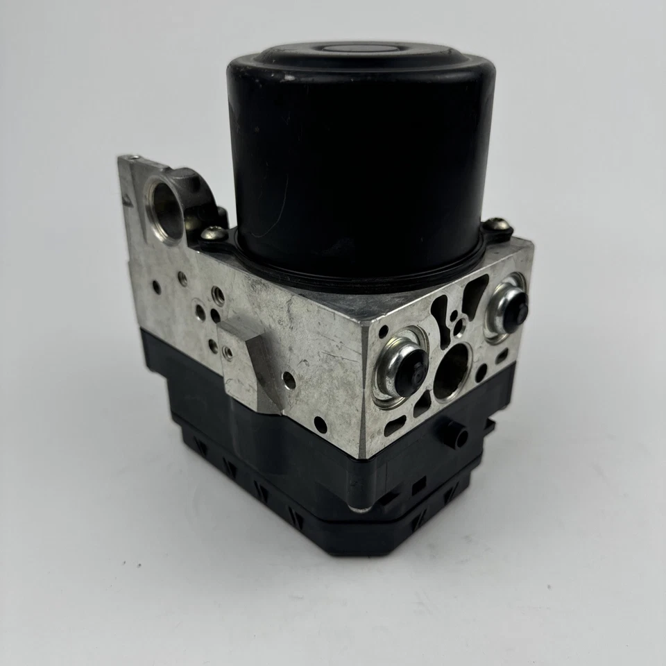 Toyota Sienna 2010 módulo de bomba de freno antibloqueo ABS 3,5 | 44540-08101 Foto 3 de 4