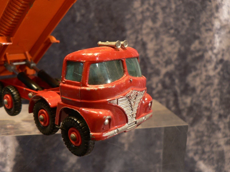 HOVERINGHAM TIPPER, SCHWERER KIPPER, Matchbox King Size Nr. 1, bespielt - Bild 3 von 4