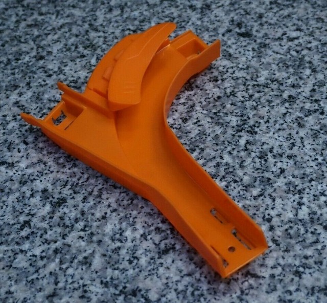 Hot Wheels FTB65 Corkscrew Crash Track Launch E, H to L ...