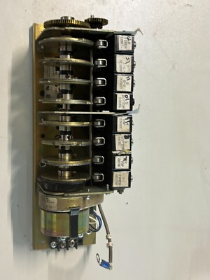 Eagle Signal Controls MP8A608 Timer 120V 10Amp CY.60 Used