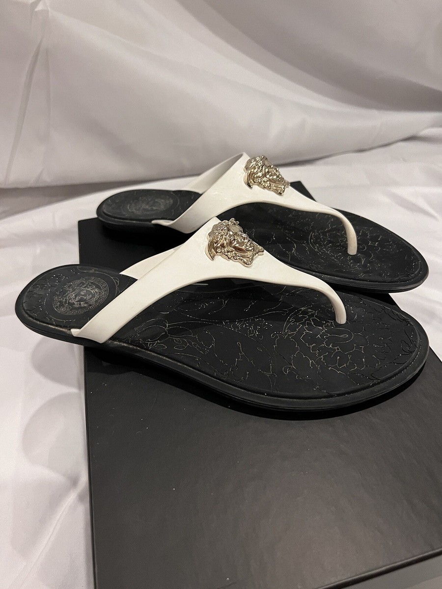 大人気 VERSACE Medusa Dimension ラバーサンダル Versace Medusa Rubber Thong Sandals White SIZE EU 36 US 6 | eBay