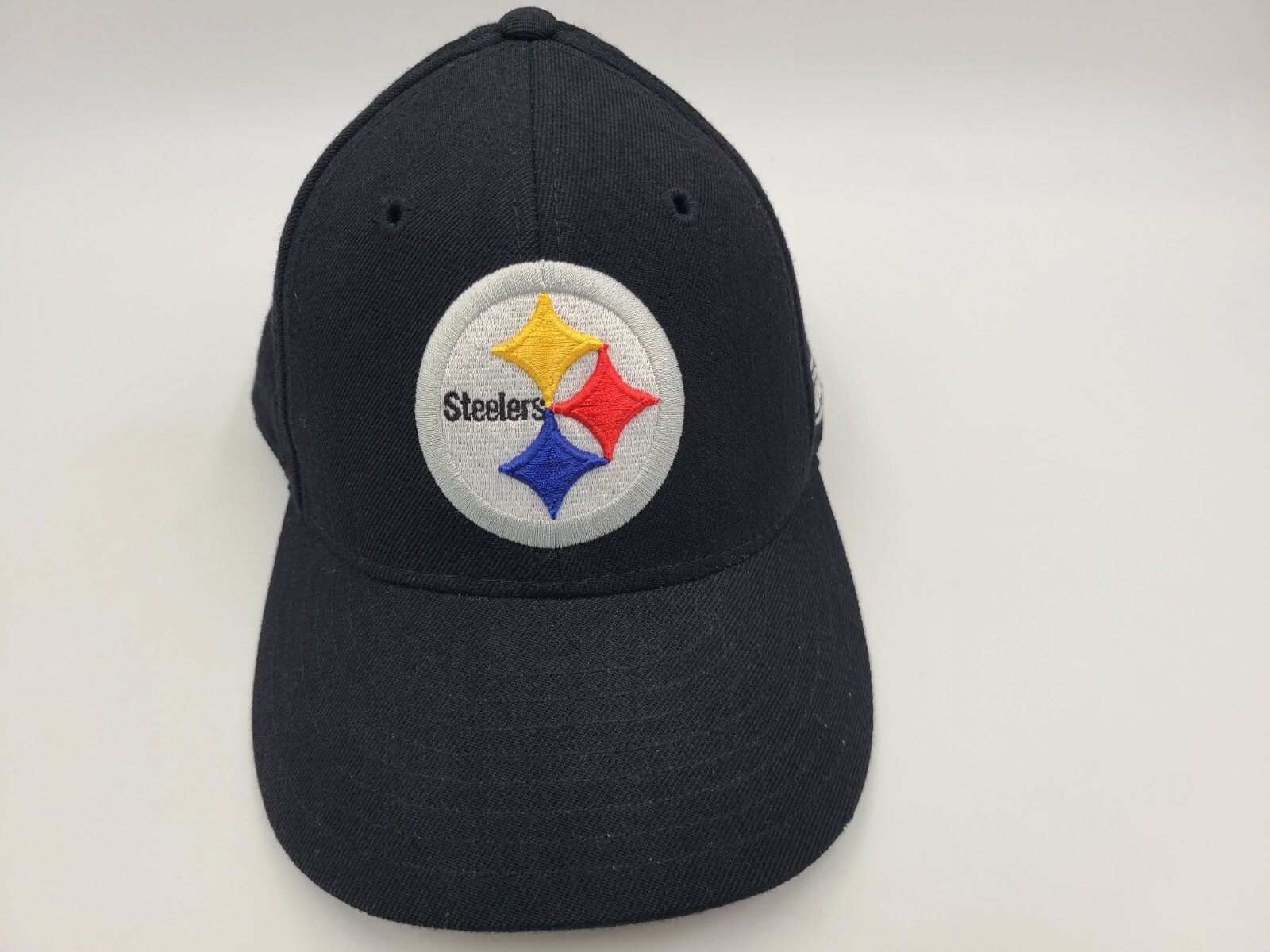 Pittsburgh Steelers Reebok Distressed NFL Fitted Black 7 1/8 Cap Football Hat