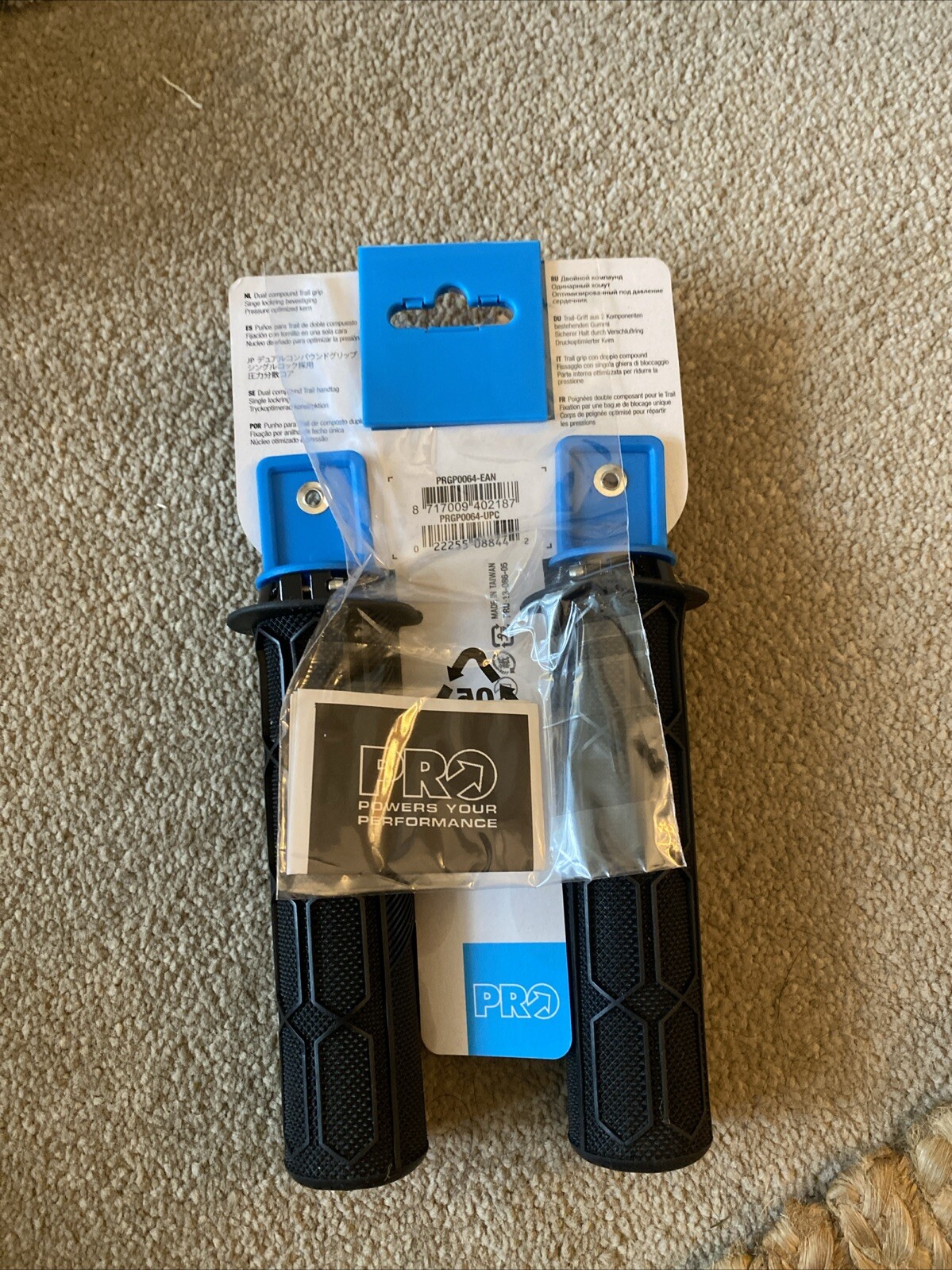 PRO Bicycle Cycle Bike Trail Lock On Grips With Flange Black 32 MM eBay