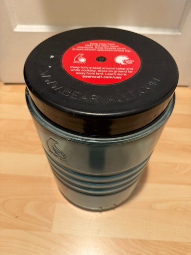BearVault BV500 “Journey” — 11.5 L Bear-Resistant Food Canister