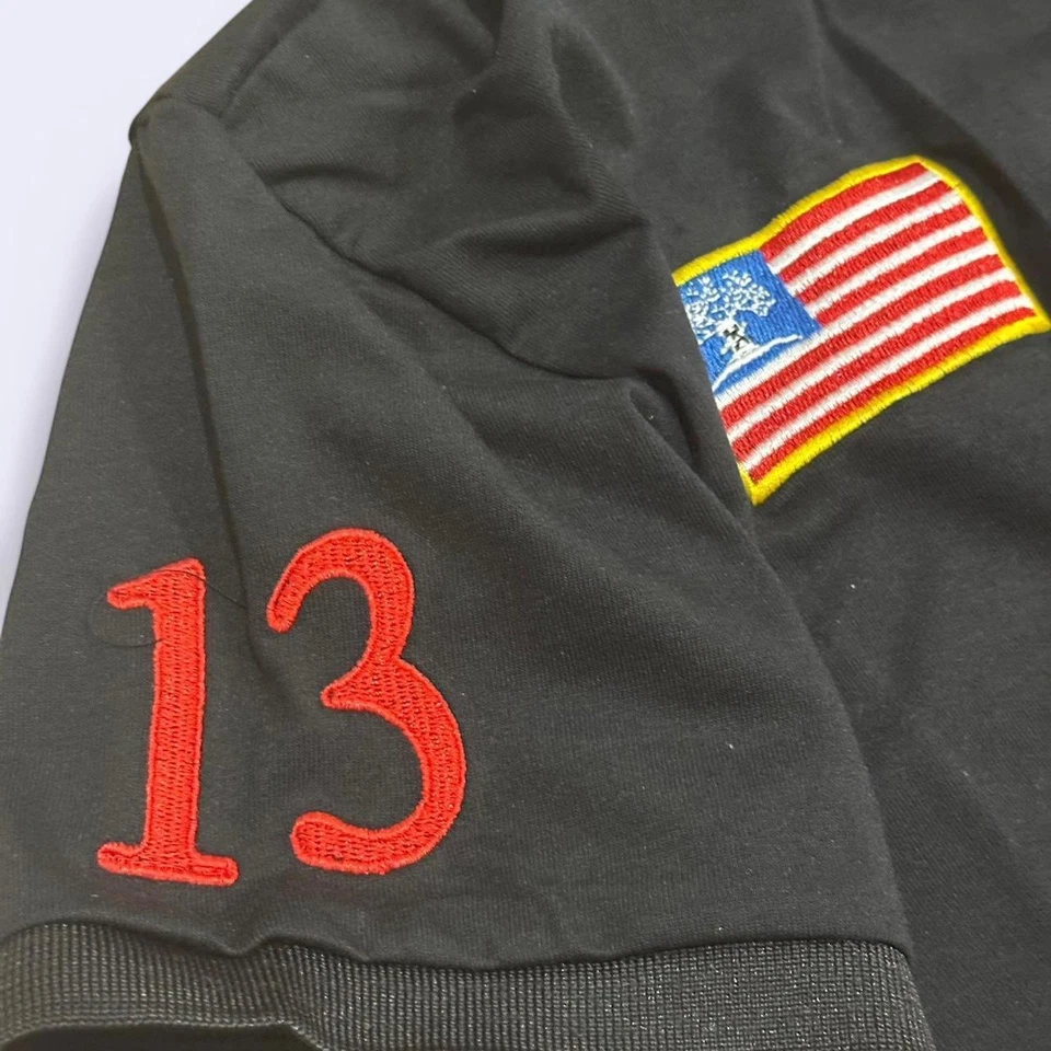 Polo Haunted Mound - negro y rojo  Foto 4 de 4