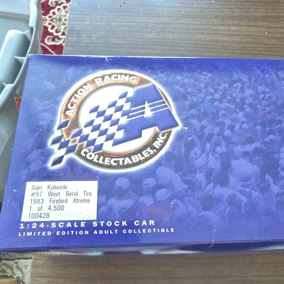 Neumático Alan Kulwick #97 West Bend 1983 1/24 Firebird Xtreme Stock Car Action Foto 2 de 4