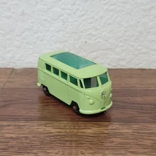 Vintage Matchbox Series No. 34 Volkswagen Caravette Green Lesney England