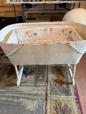White Wicker Oval Moses Basket Bassinet with Rocking Stand, Floral Liner
