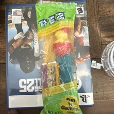 PEZ Easter Baby Chick Hatch Egg Candy Dispenser Red Egg