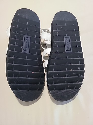Union Bay Downtown Sandals White Strappy Shoes Womens Size 7M - Picture 5 of 9