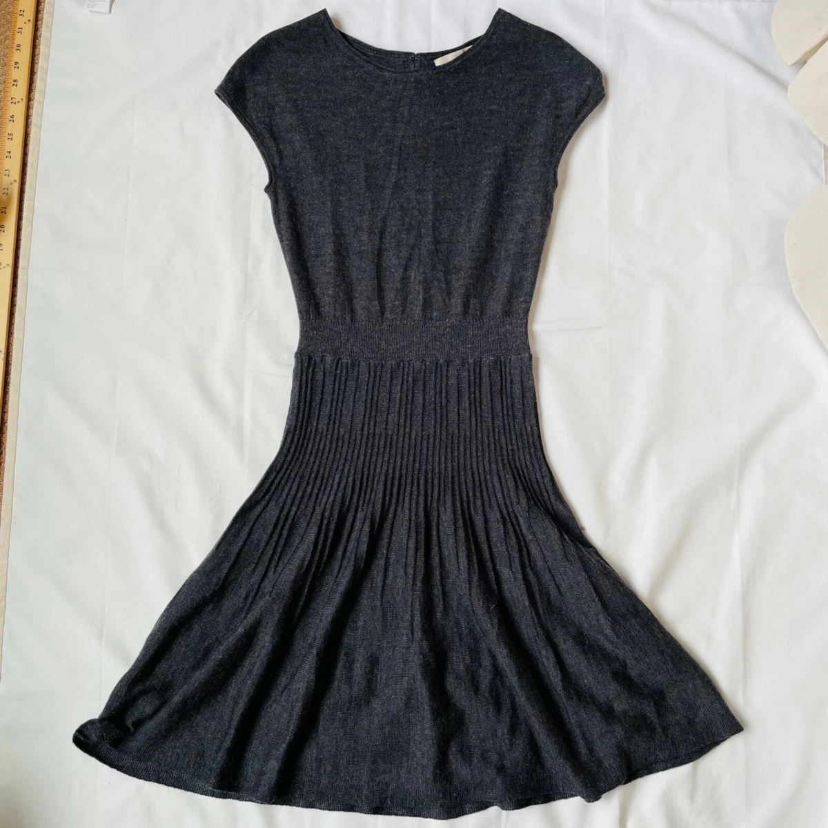 Ann taylor hot sale pleated flare dress