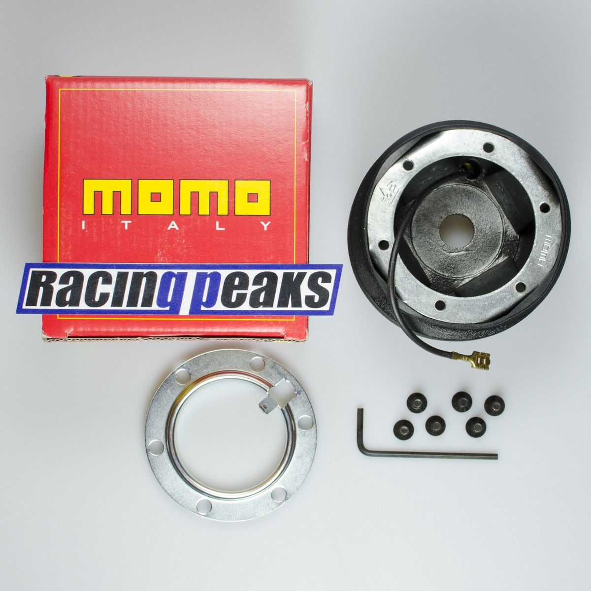 MOMOステアリングファイター＆BOSS ADAPTER KIT MOMO-Real-Carbon-Fiber-Quick-
