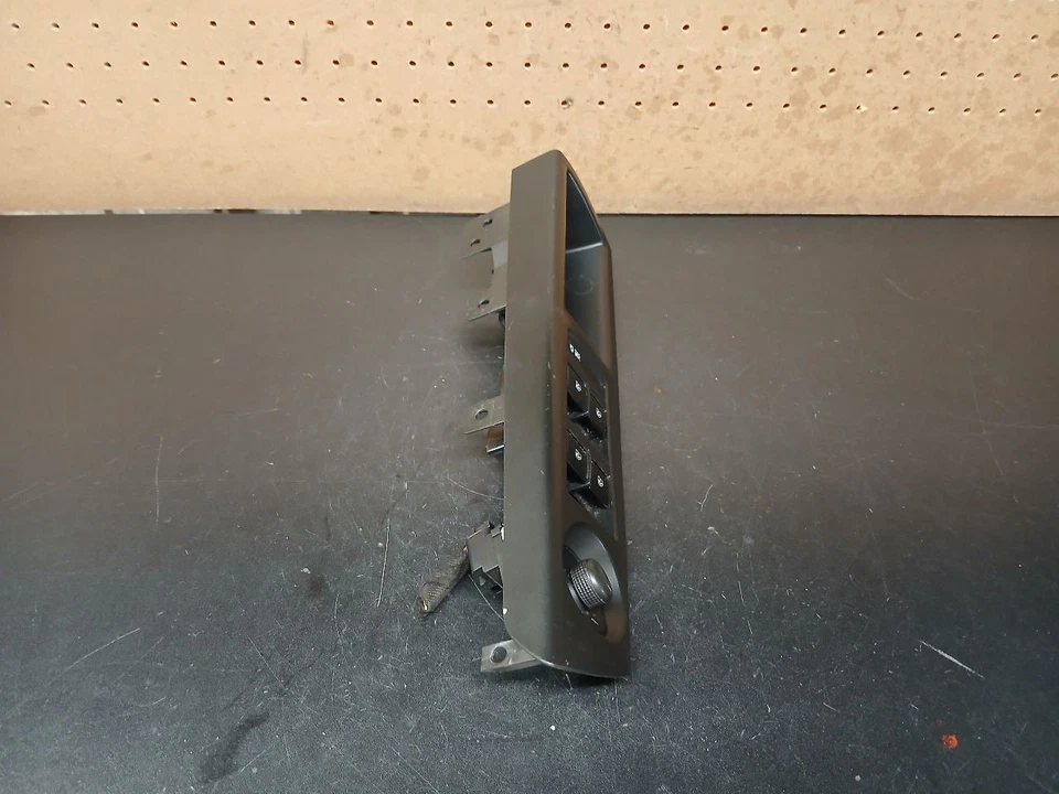 11 12 13 14 15 16 CHEVY CRUZE MASTER WINDOW SWITCH OEM 20917577  - Image 2 of 4