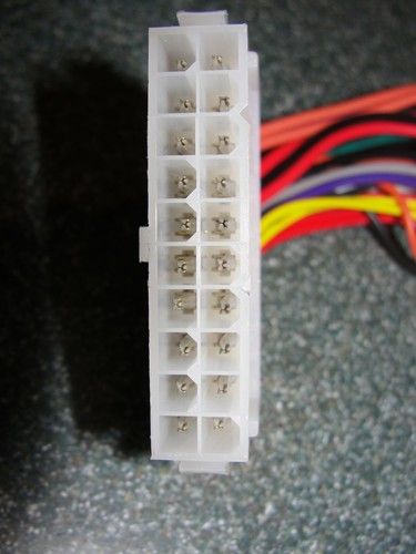 ATX Power cable 20 pin Female to 24 pin Male for the Motherboard. - Picture 4 of 5