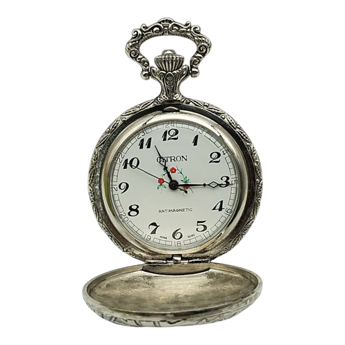 Vintage Citron Antimagnetic Watch and Chain hunting dog with deer Scene - Picture 4 of 11