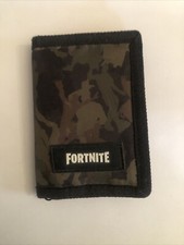 FORTNITE Wallet Trifold Camo Pattern  Multi Pockets Hook And Loop Closure