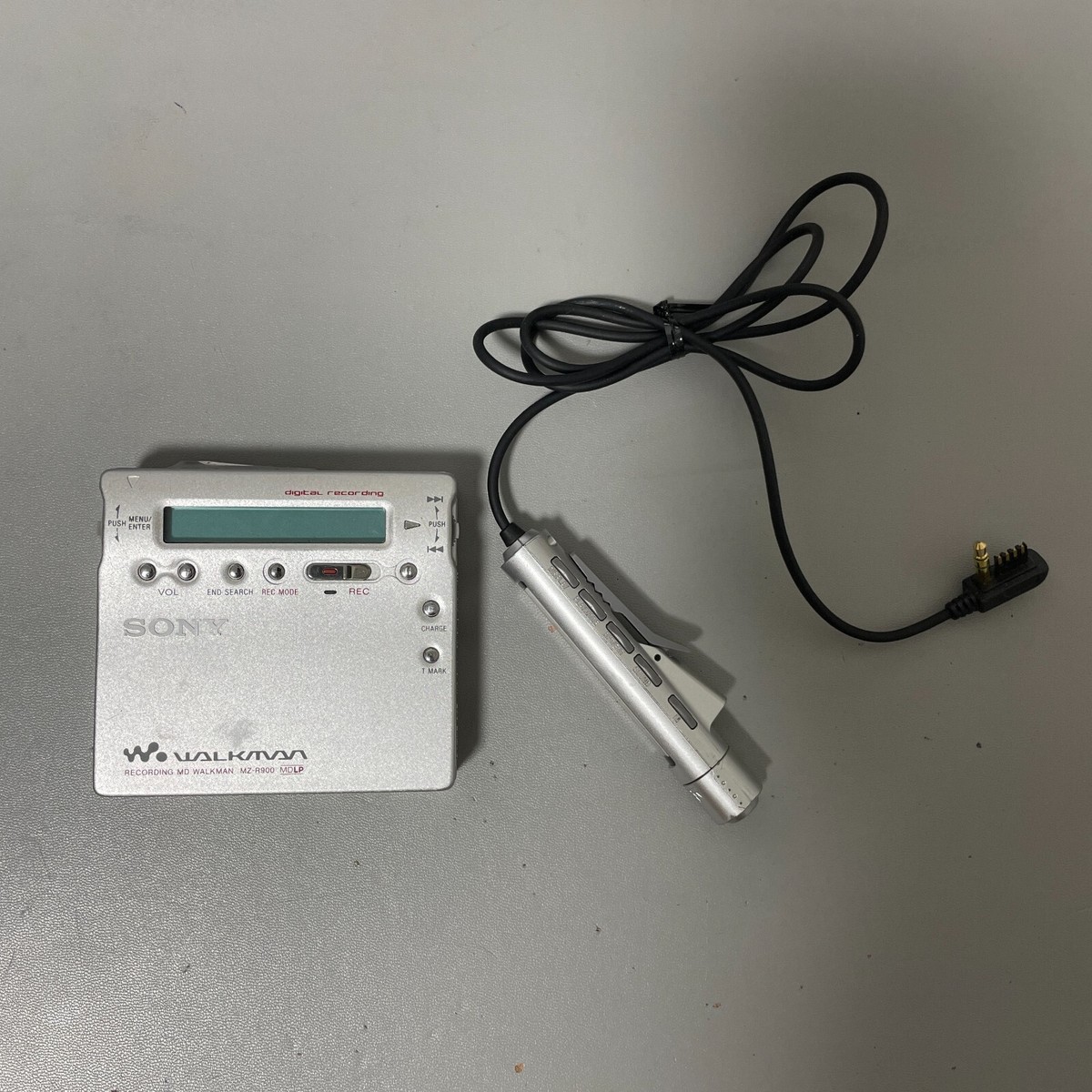 ソニー MZ-R900 MDウォークマン＋SONY リモコン RM-MC11EL SONY