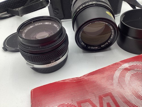 Olympus OMG SLR 35mm CAMERA 2 Lens 135mm 50mm Zuiko Caps book Cannon LA-DC52G - Picture 2 of 12