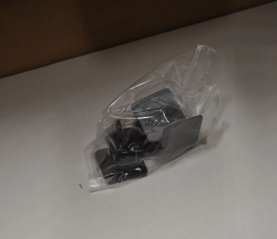 Tripp Lite UL800CB-15 10-Outlet 120 V AC Power Strip - Image 4 of 4