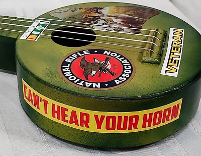 VINTAGE CAMPFIRE UKULELE BY GRETSCH NEW PADDED CASE    SHIPPING IS $15.00       