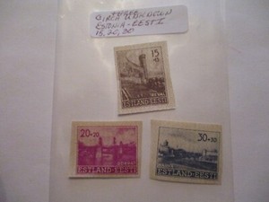 Three Circa Unknown - Estonia-Essti Postage Stamps - 15, 20, 30 Denomination