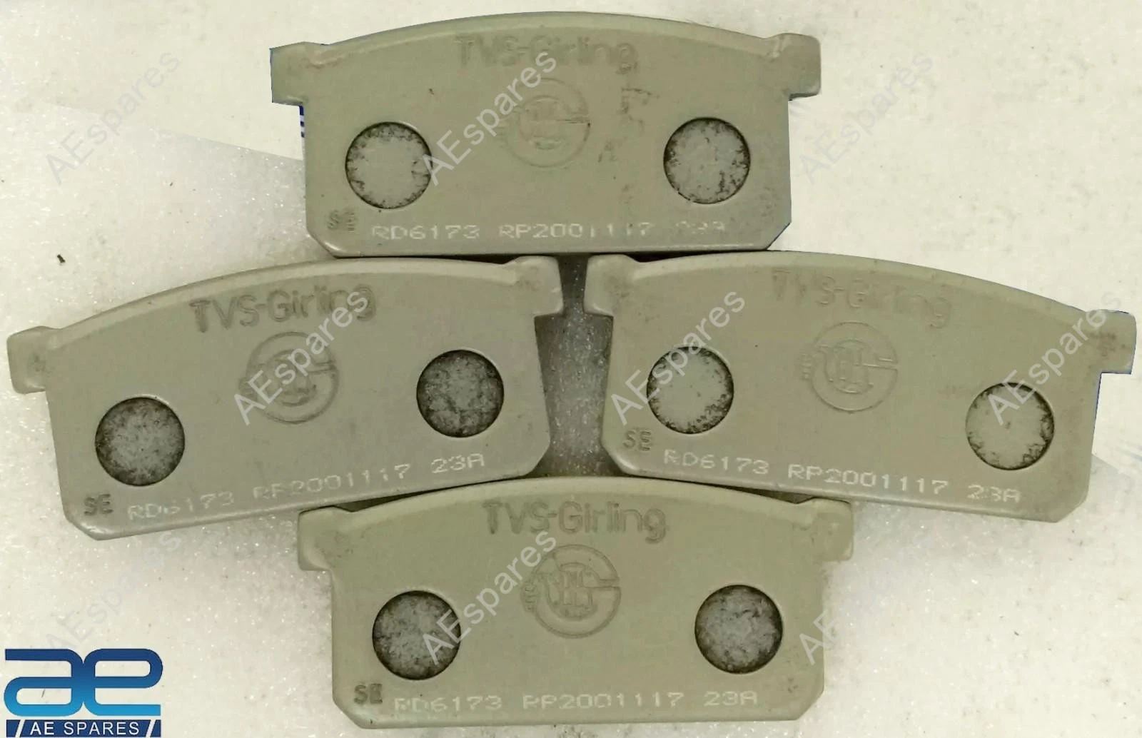 Front Disc Brake Pad Set For Suzuki Samurai SJ410 SJ413 1985-2019 55810M70A00 view 2