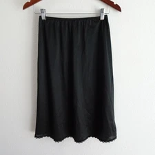 Warner's Half Slip Under Skirt Black Size M Nylon Lace Trim Y2K Modest 25" Long