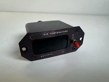 Davtron 307  Outside Air Temperature Indicator P/N 307 14/28 V – Tested