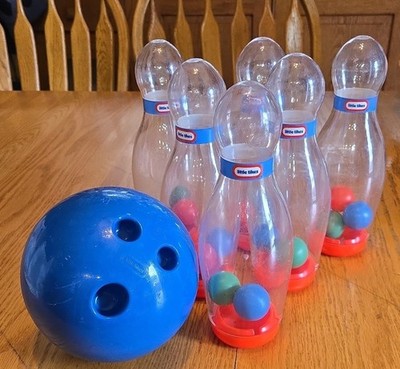 Little tikes bowling set 6 pins 1 ball