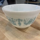 Pyrex Amish Butterprint Turquoise White Mixing Nesting Bowl 1 1/2Pt 401 Vintage