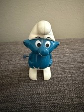 Vintage 1980 PEYO Smurfs Wind up walking Toy Works 