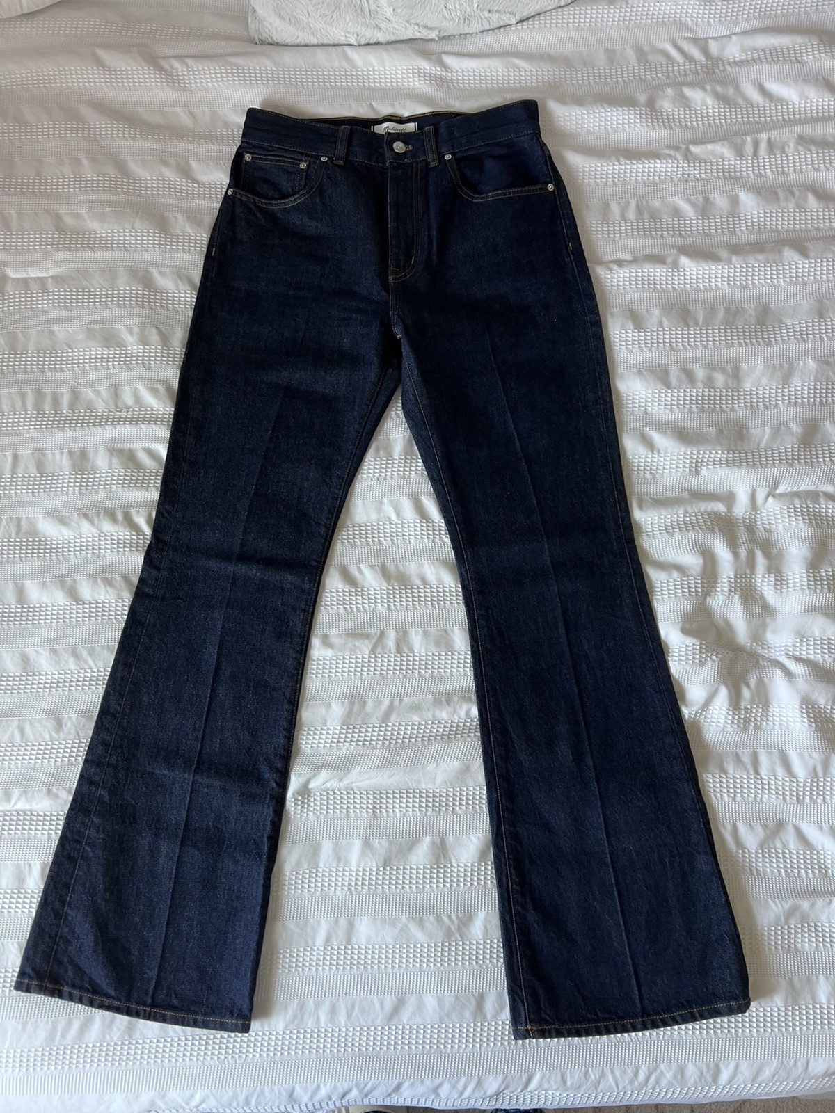 Madewell Women's Dark Blue The Vintage Flare Jean in Rinse Wash size 27