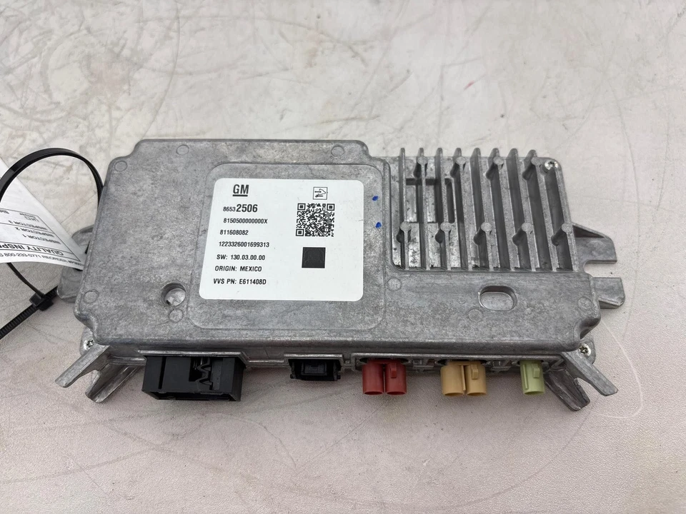 Módulo de control de cámara Buick Enclave 2024 OEM 86532506 Foto 4 de 4