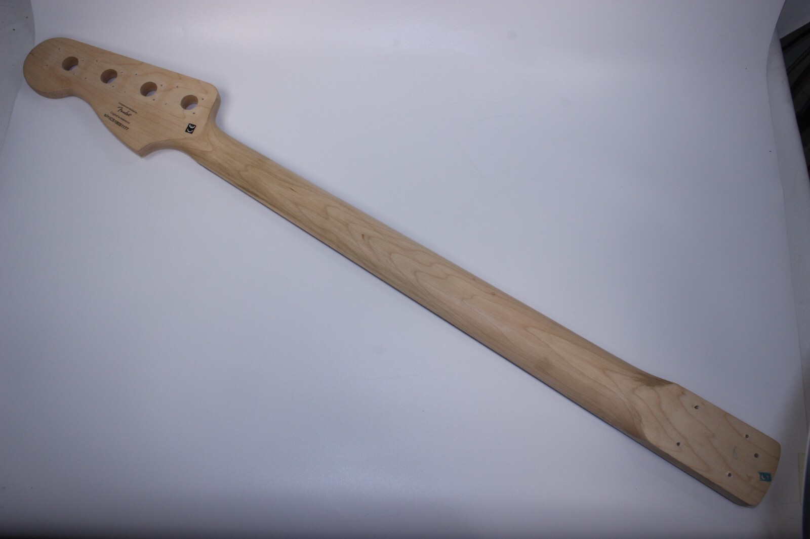 BLEMISH! FENDER SQUIER PBASS MAPLE NECK LAUREL FINGERBOARD PRECISION