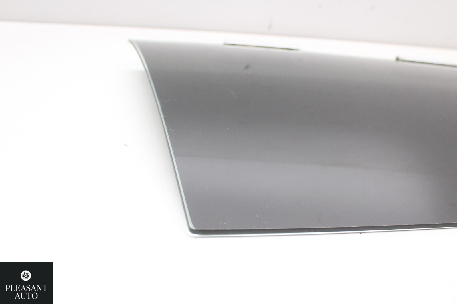  14-17 Maserati Ghibli Rear Right Passenger Side Door Window Auto Glass OEM