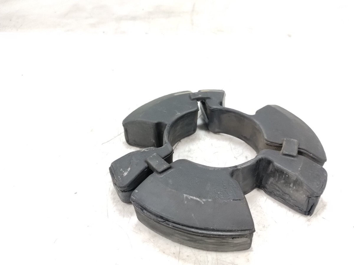 pusuke　0226 1992 92 Kawasaki ZX6 ZX600D Rear Cush Drive Hub Rubbers Set
