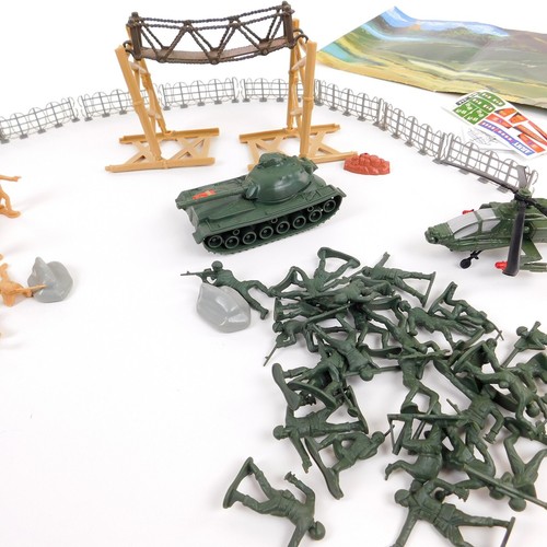 Military Men True Heroes Toys R Us Green Beige Accessories Play Mat - Picture 2 of 12