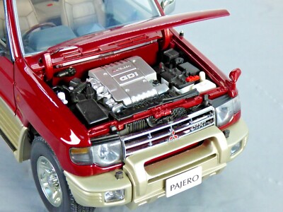 AutoArt Mitsubishi Pajero Rare Vintage 3500 V6 1998 1:18 Montero