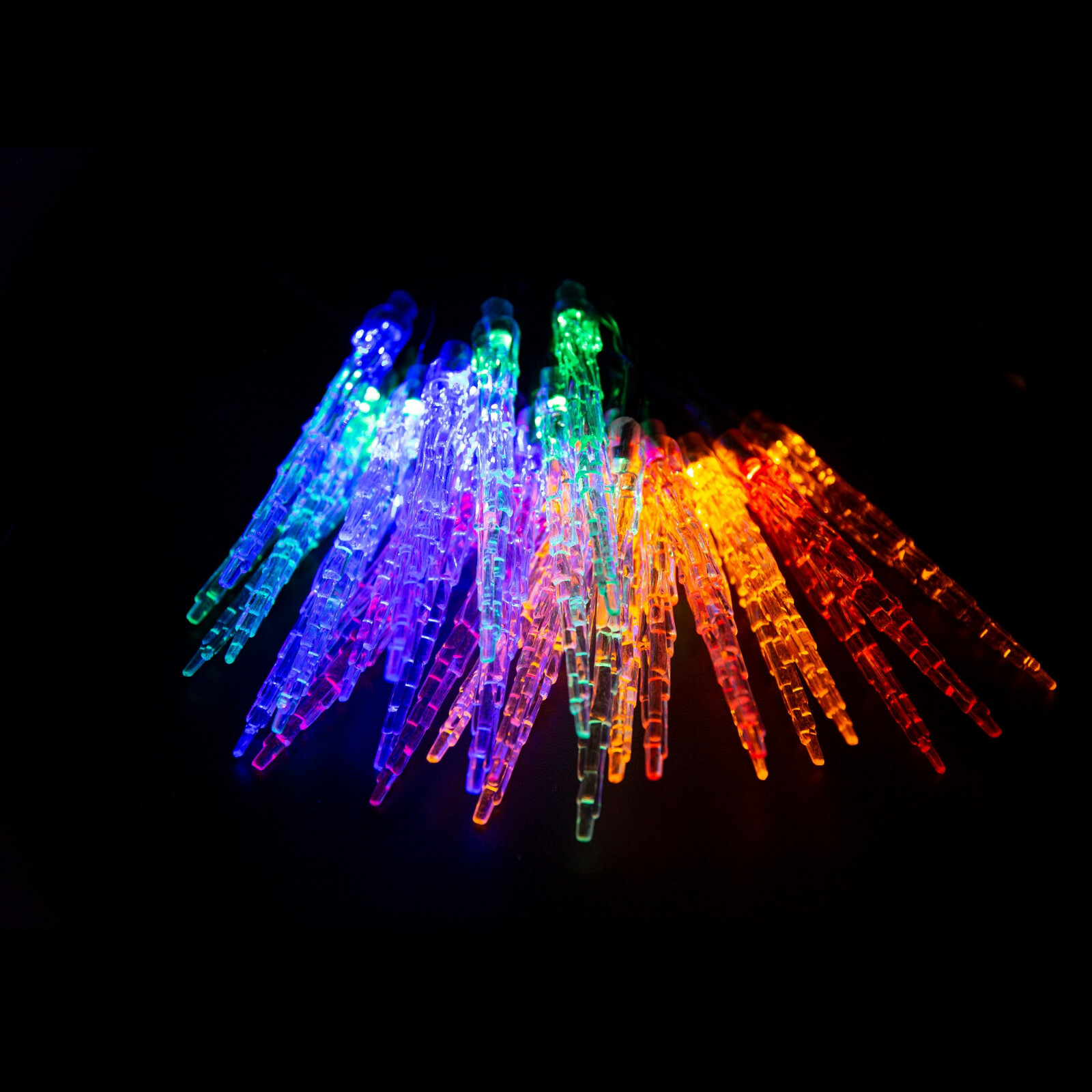 SOLAR LED Crystal Icicle Strand Multi Cool White Outdoor Christmas