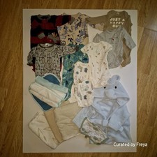 19 Pcs Baby Boy Clothes Blankets Wash Cloths Robe Lot Animals Neutral Newborn