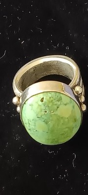 Pixie Türkis Tuffsteinguss Ring von Noah Pfeffer. Größe 9. 