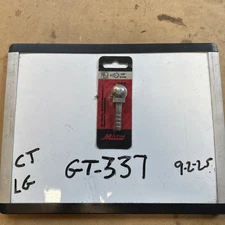 Milton S-695 Milton Industries 1/4" Barbed Air Chuck Made In USA