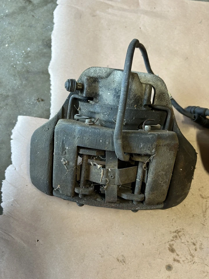 JUEGO PINZAS FRENO TRASERO PORSCHE 944 NA 2.5 Foto 4 de 4