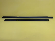 2009 - 2017 VW Tiguan RIGHT REAR Window Door Belt Molding Weather Strip SET
