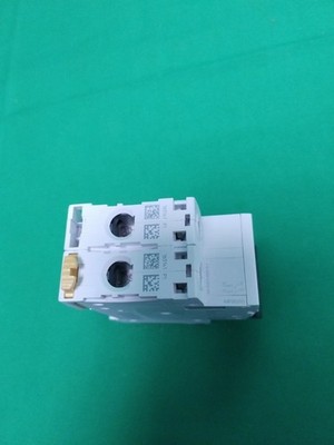 Schneider-Electric A9N215456 A9N215456 BOX MIT 5 STÜCK